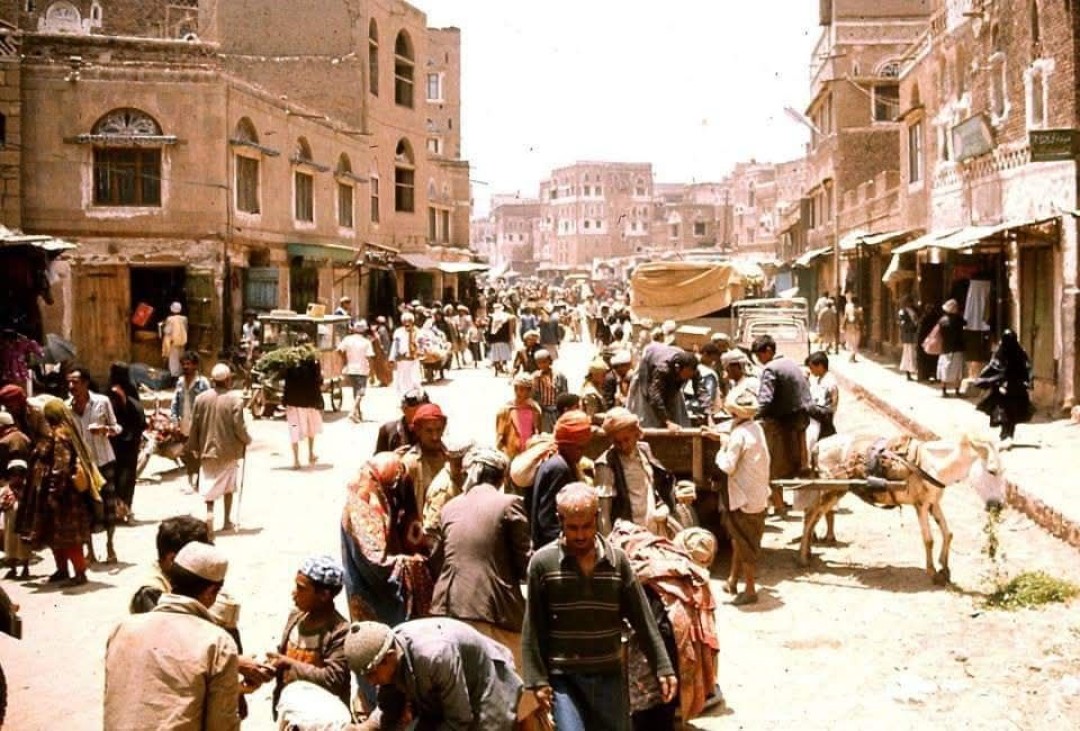 باب السباح بداية السبعينيات( منصات التواصل)