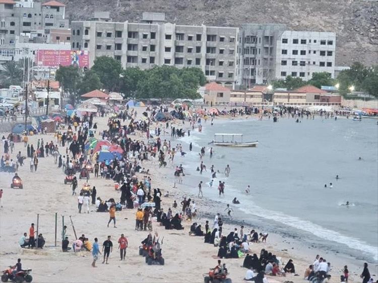وفاة سبعة شبان غرقًا في سواحل "جولدمور" بعدن