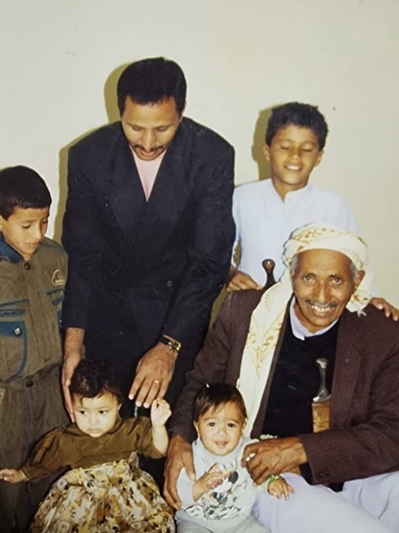 جباري ووالده وابناءه جباري ووالده وابناءه