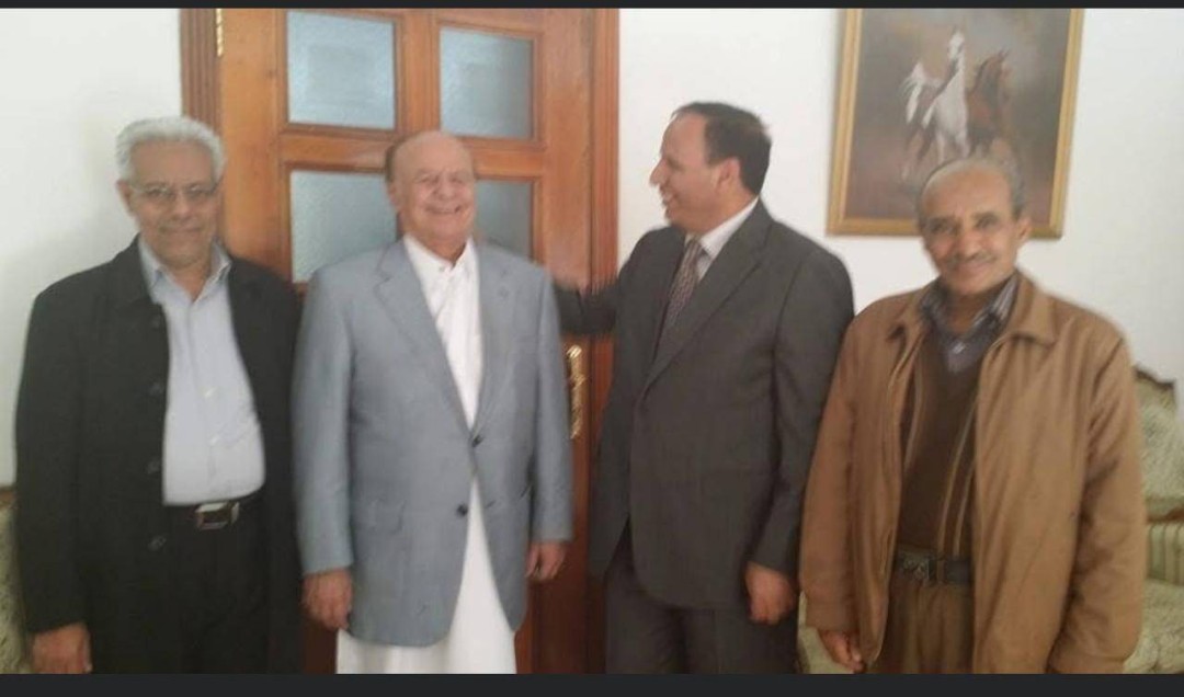 جباري والسقاف ونعمان مع عبدربه منصور