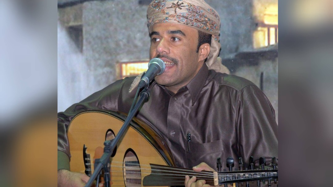 محمد مشعجل .. سفير الأغنية المهرية يترجل