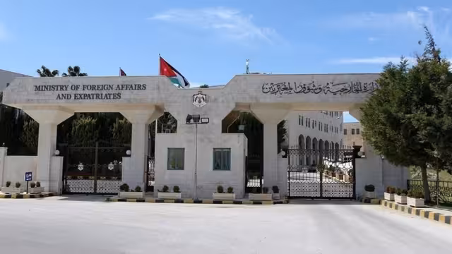 الخارجية الأردنية تعلن الإفراج عن لانا شكري المحتجزة لدى جماعة الحوثي في صنعاء