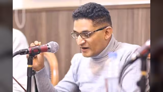 الحرية للأديب والشاعر أوراس الإرياني