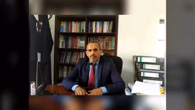 الحوثيون يعتقلون المحامي صبره بعد انتقاده الجماعة في ذكرى ثورة سبتمبر