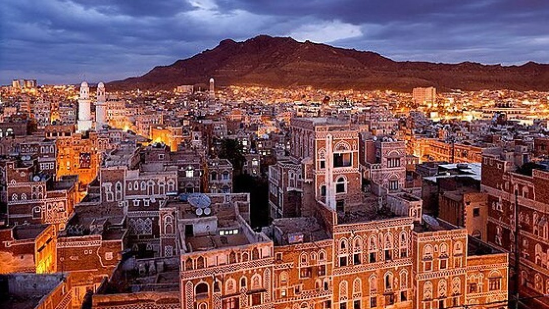 مقتل الدكتورة وفاء الباشا بعد خروجها من محل صرافة بصنعاء