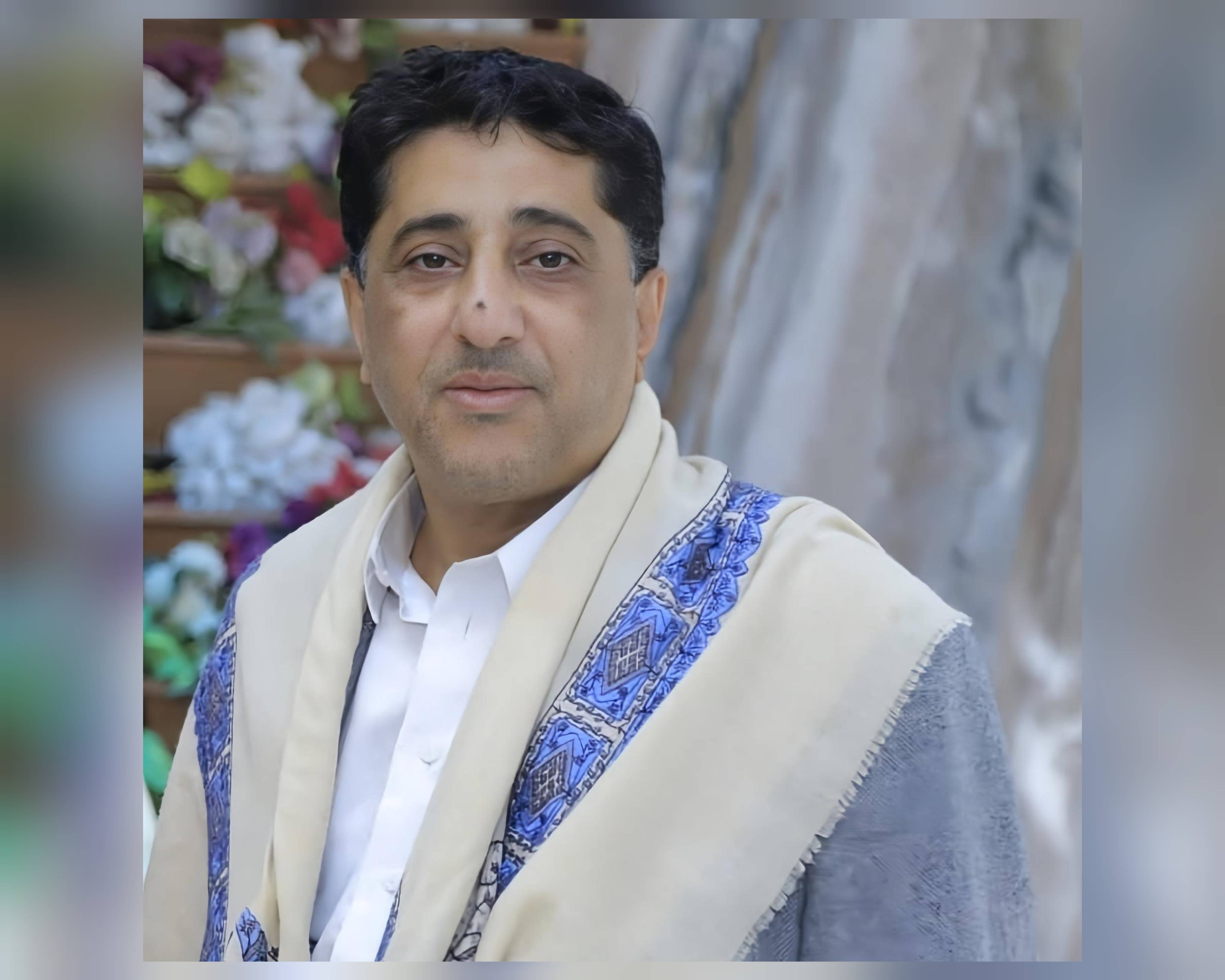 عائلة اليمني تناشد الحوثيين السماح لهم بالاطمئنان على والدهم