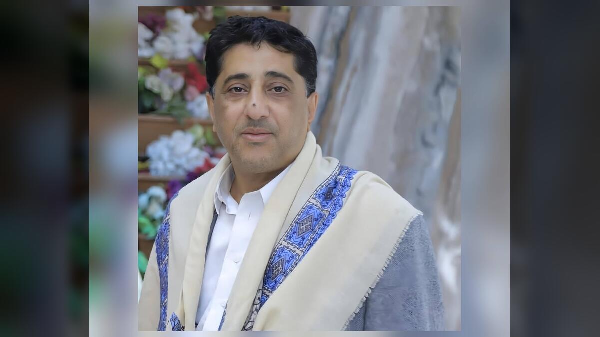 عائلة اليمني تناشد الحوثيين السماح لهم بالاطمئنان على والدهم
