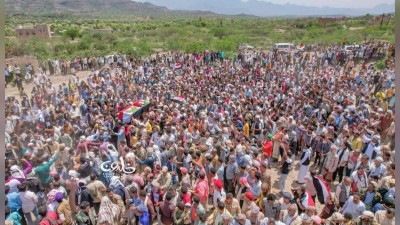 تعز تودّع افتهان المشهري في جنازة مهيبة ورسائل غاضبة تطالب بالعدالة