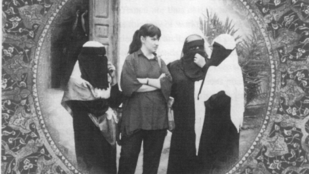 رائدات في ظروف غير مواتية 16 - نساء من المدينة: حواء