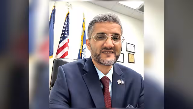 أمير غالب... السفير المرشّح يتراجع عن مسلمات عمدة هامترامك