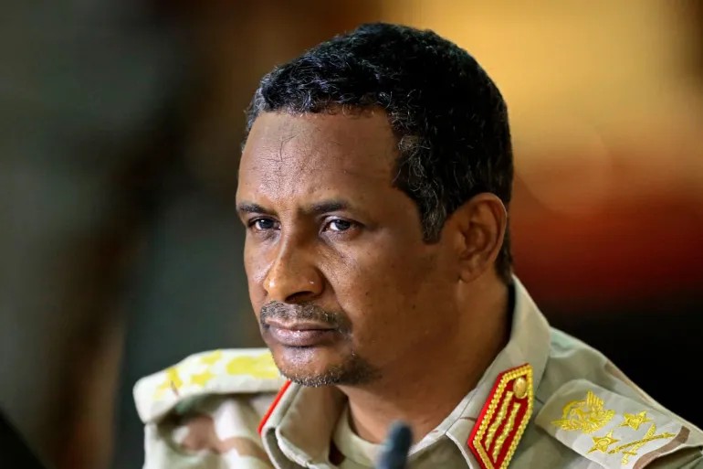 حميدتي.. رحلة الجنرال من الناقة إلى الدبابة