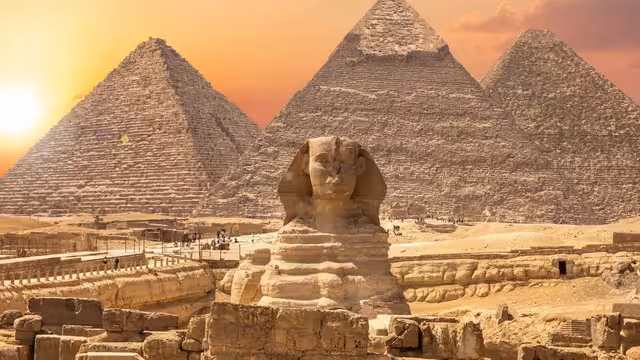 مشهد استثنائي.. لا يليق بغير أرض وشعب مصر!..
