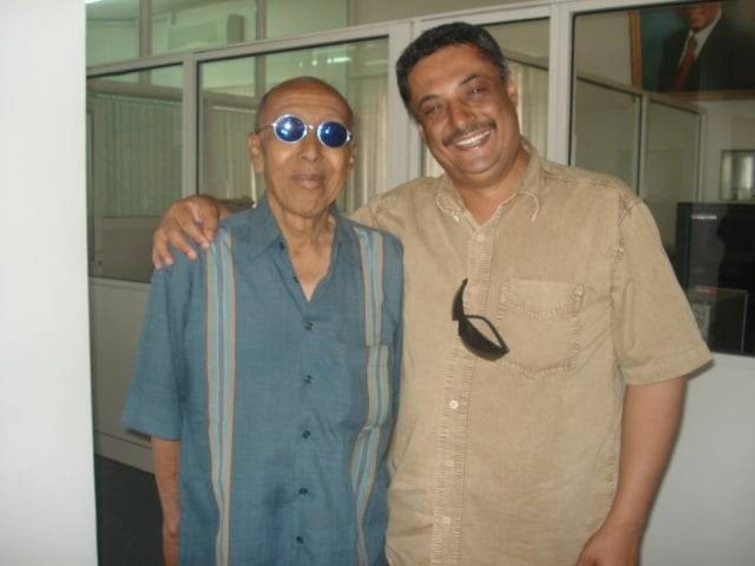 الكاتب مع هاشم علي 2008 الكاتب مع هاشم علي 2008