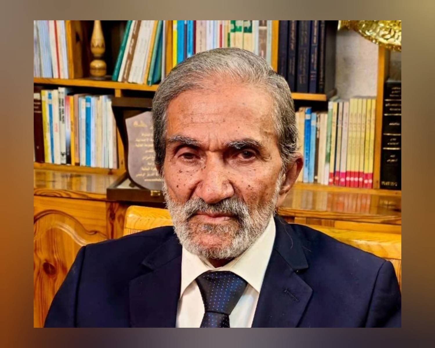 أنباء عن اعتقال الدكتور حمود العودي بعد استدعائه من قبل المخابرات الحوثية