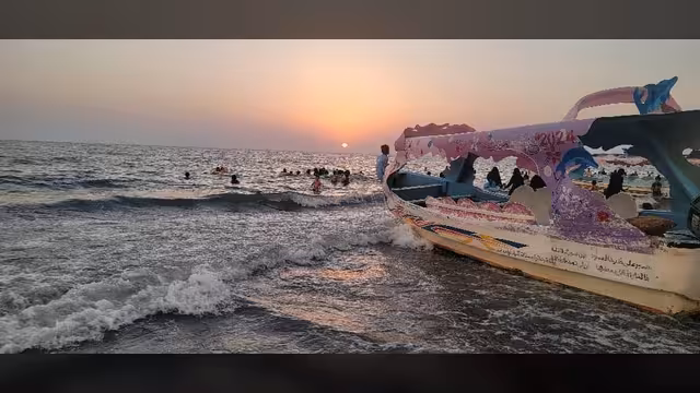 شتاء الحديدة.. فصل يجمع الأهل وينعش المدينة