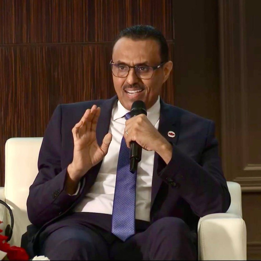 البروفيسور شاكر الأهدل البروفيسور شاكر الأهدل