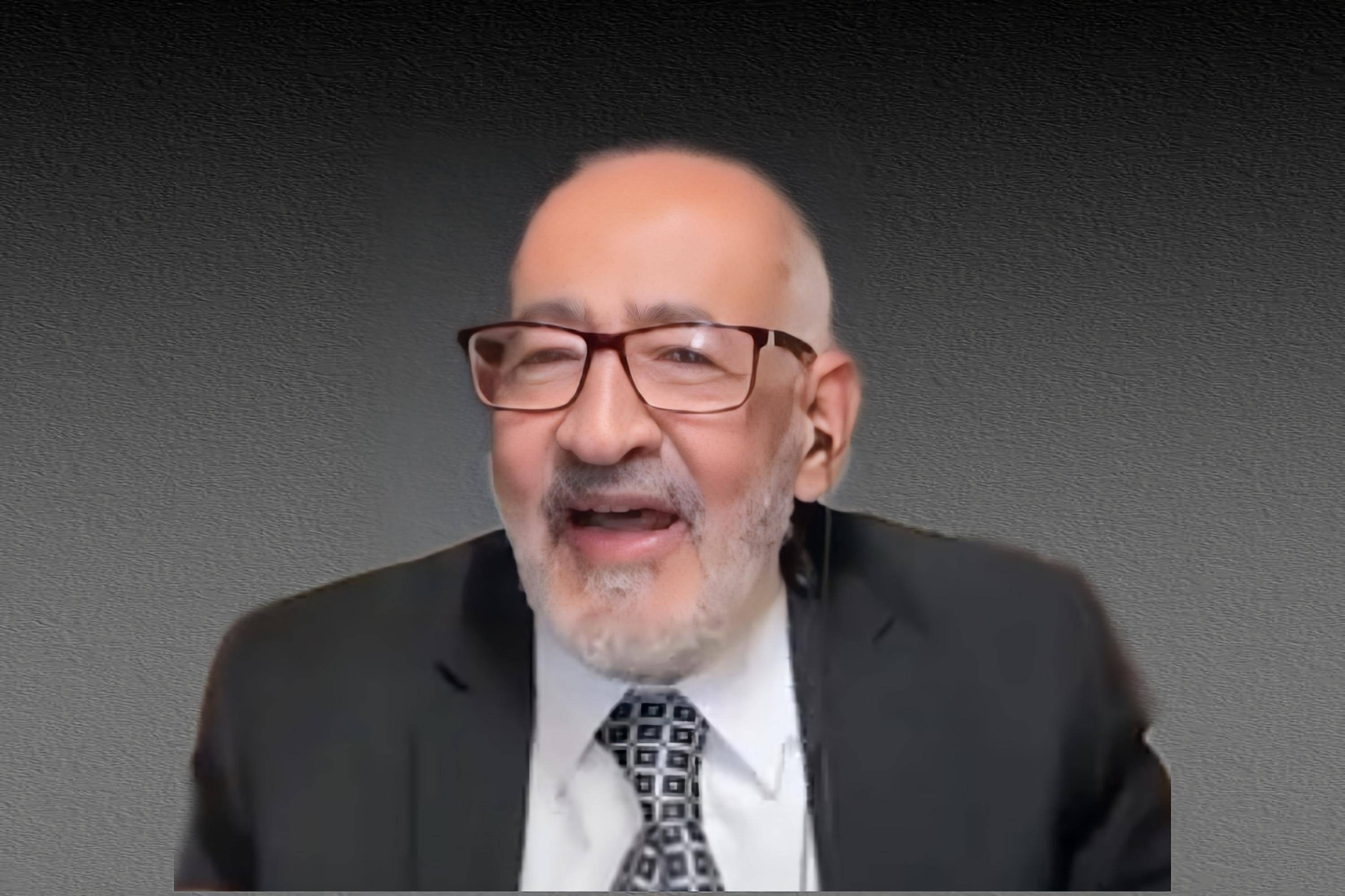 الحكيمي يروي اللحظات الأخيرة لإبراهيم الحمدي ومعركة الرواية المفبركة