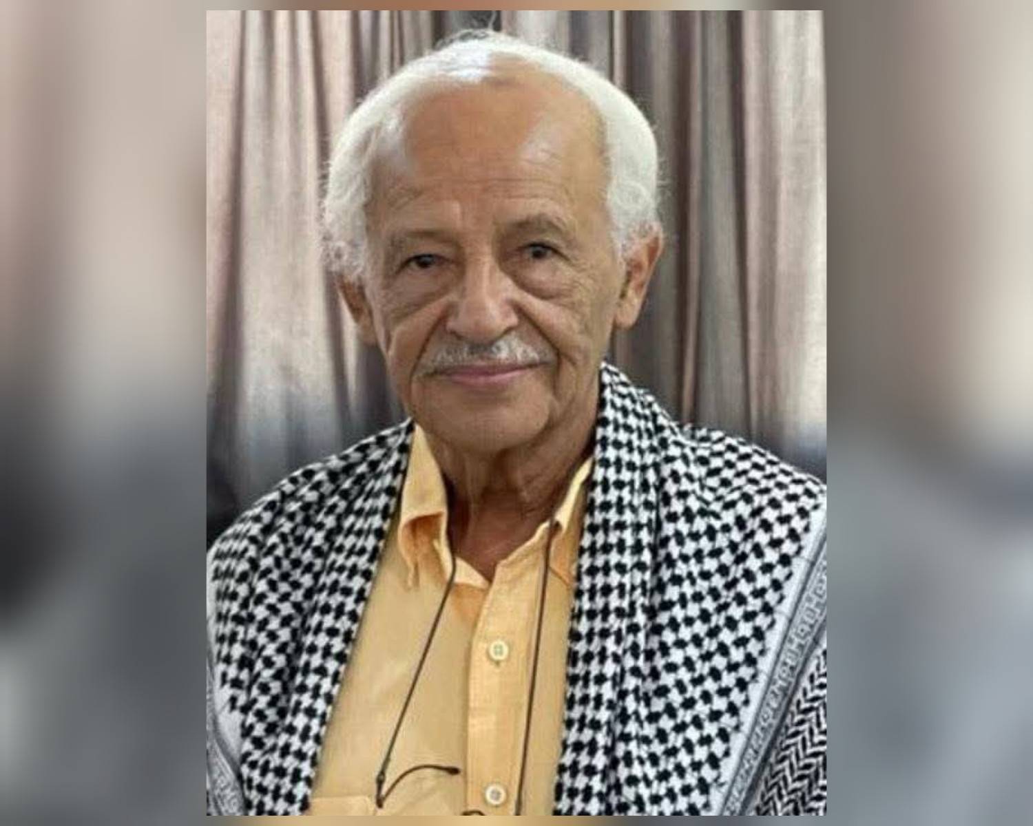 ورحل رجل الأعمال أمين أحمد قاسم