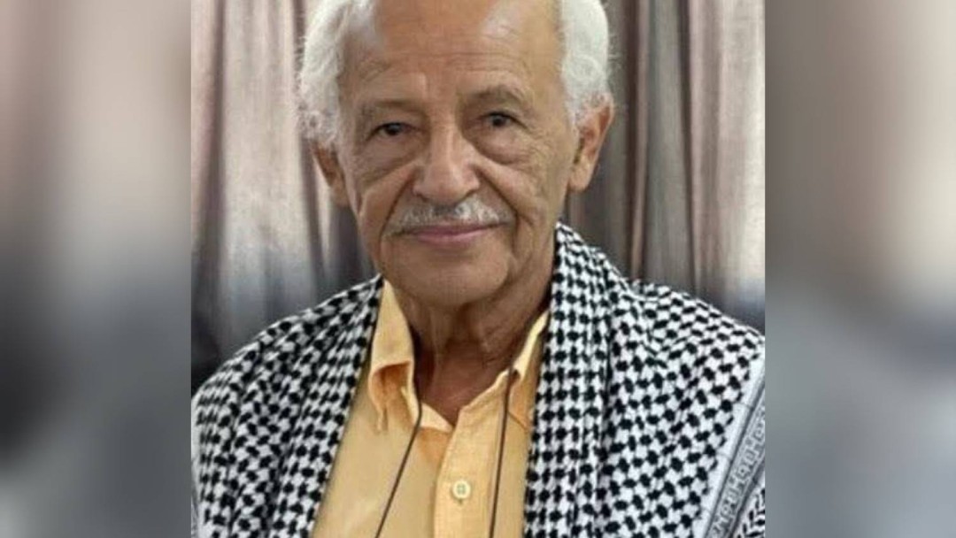 ورحل رجل الأعمال أمين أحمد قاسم