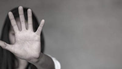مركز اليمن لدرسات حقوق الإنسان يدعو لاحترام حقوق المرأة ومناهضة العنف