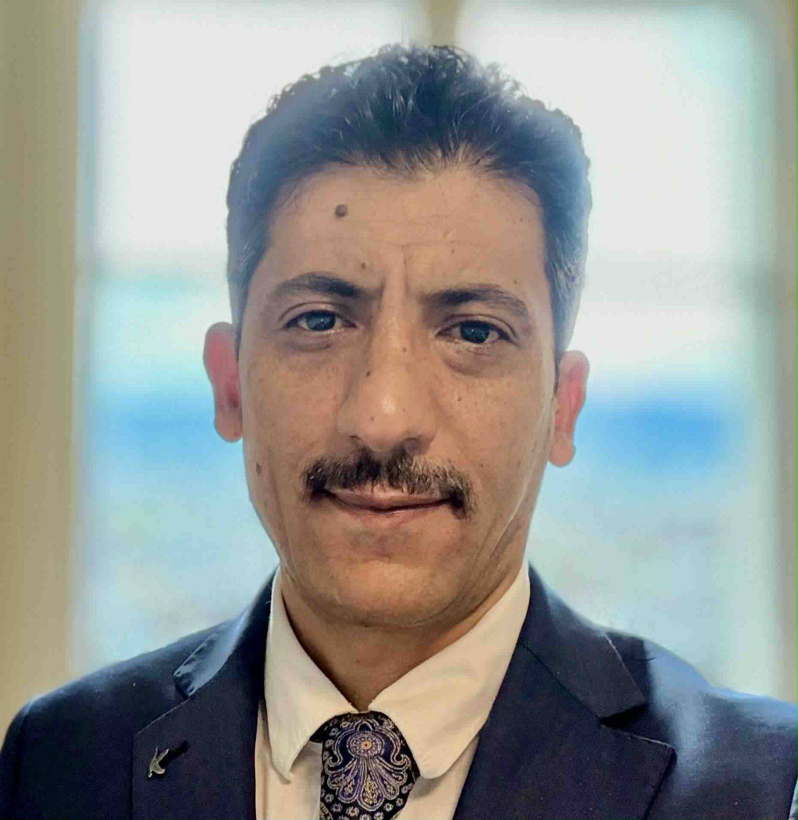 عمر منصر