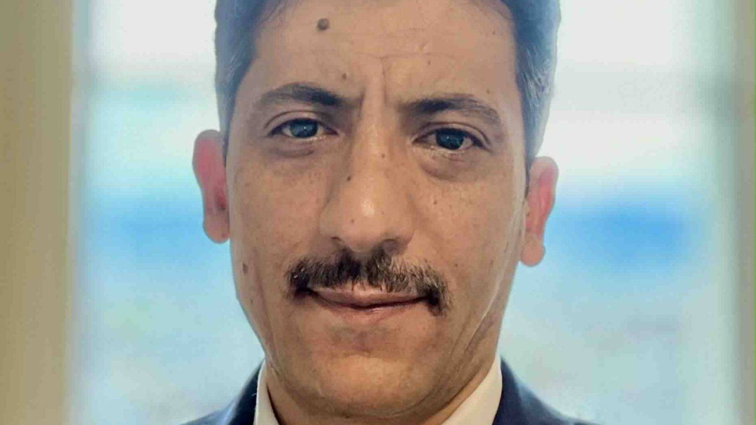 عمر منصر