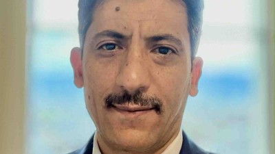 عمر منصر