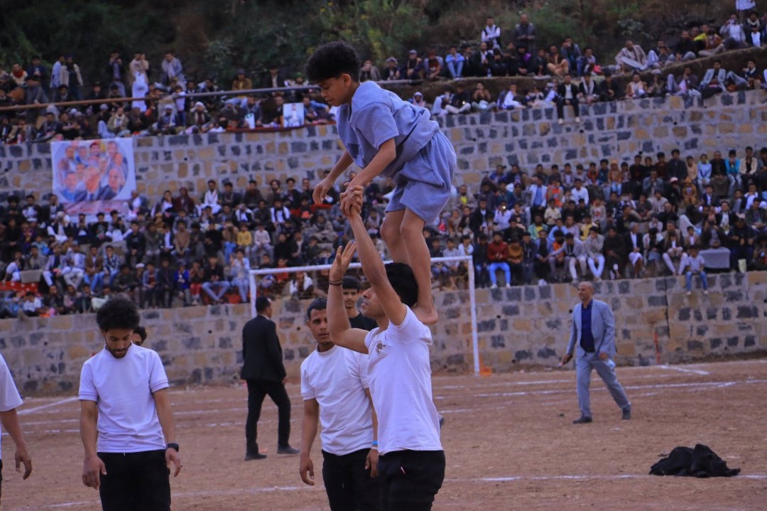 عروض الفلكلورية والكرنفالية