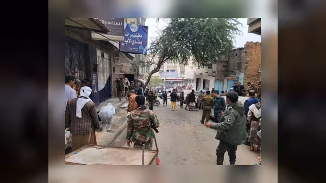 تعز: قتلى وجرحى في انفجار عبوة ناسفة أمام مقر حزب الإصلاح