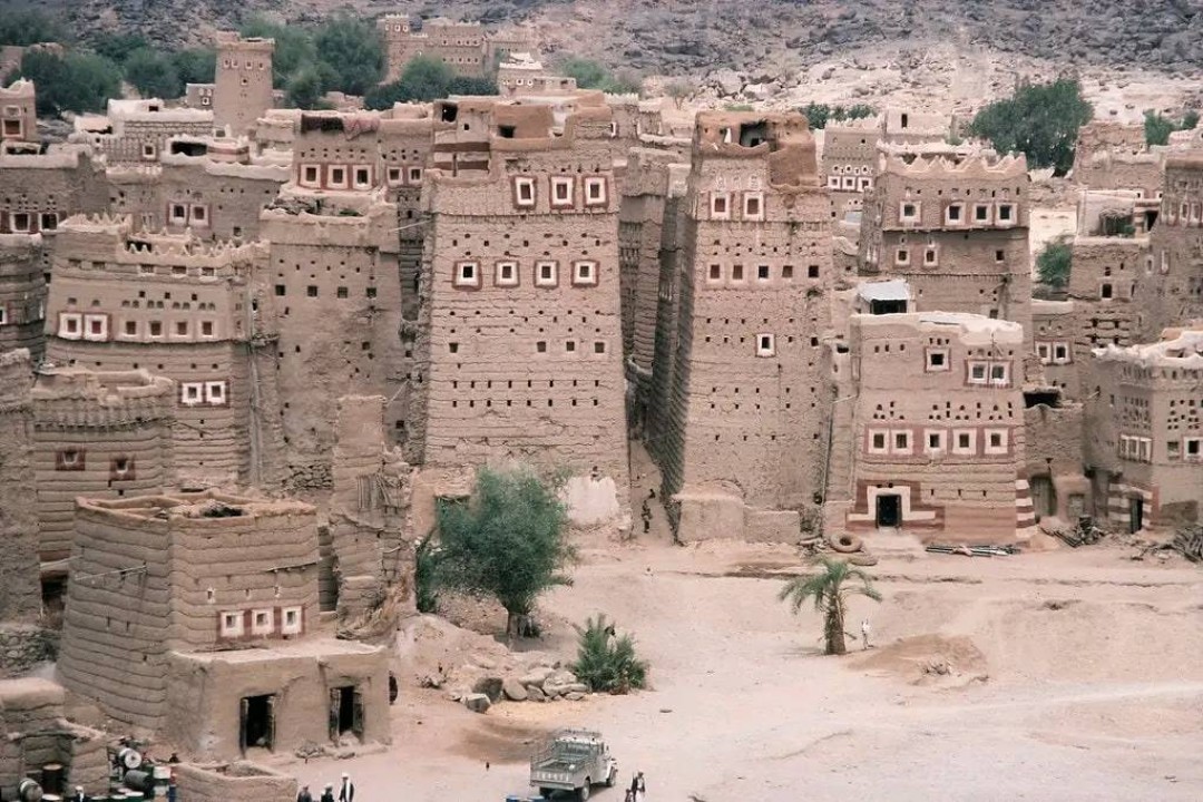 قرية برط في الجوف