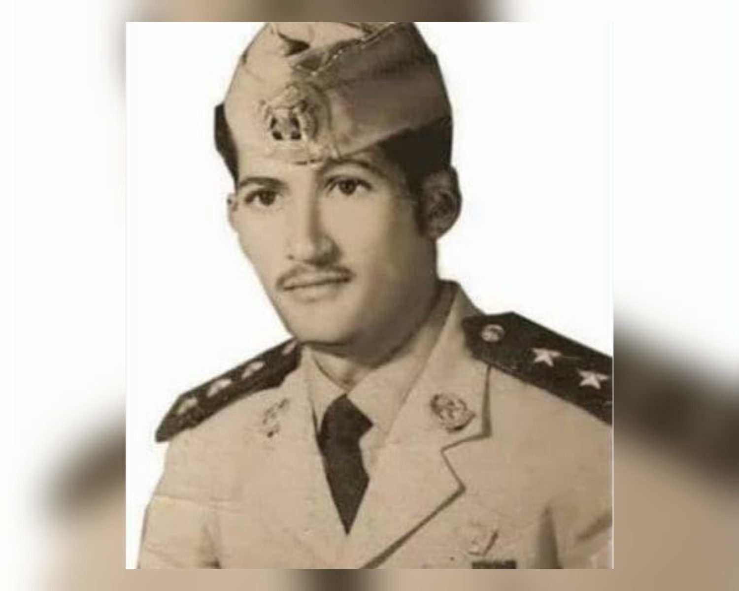 القليل من سيرة الرائد عبدالرحمن الشيباني