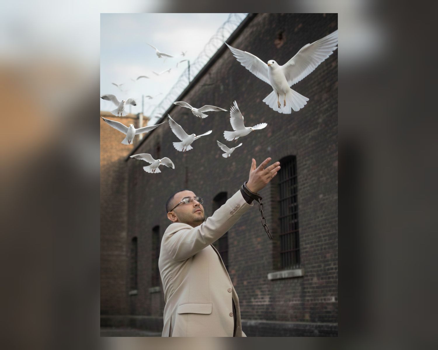 صنعاء: المحكمة الجزائية المتخصصة تصدر قرار بالافراج عن الصحفي محمد المياحي