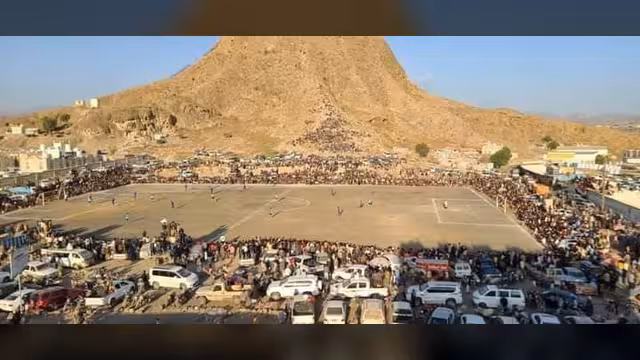 زخم جماهيري لافت يواكب انطلاق بطولة النصر الشتوية في دمت