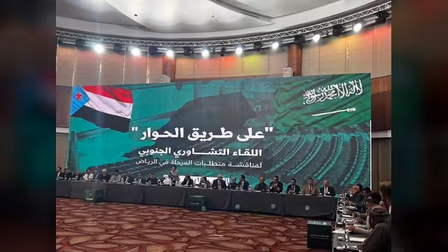 الرفاق الذين تخلوا عن زعيمهم
