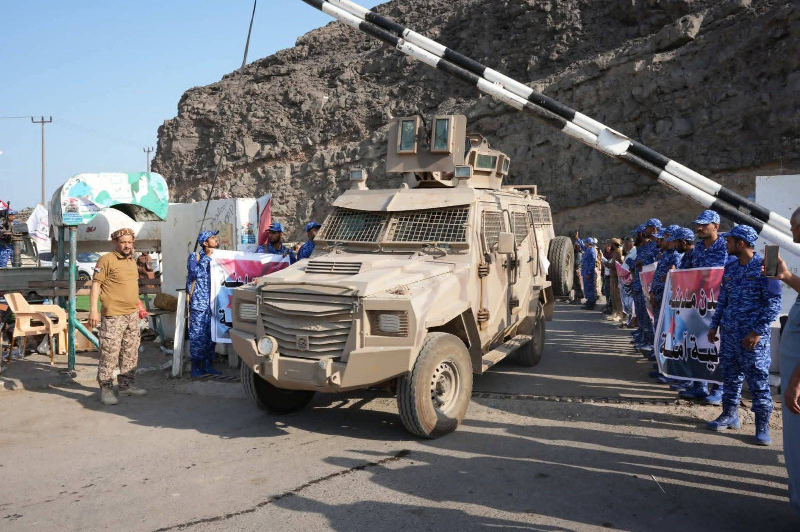 هل ستنجح خطة إخراج المعسكرات من «عدن»؟