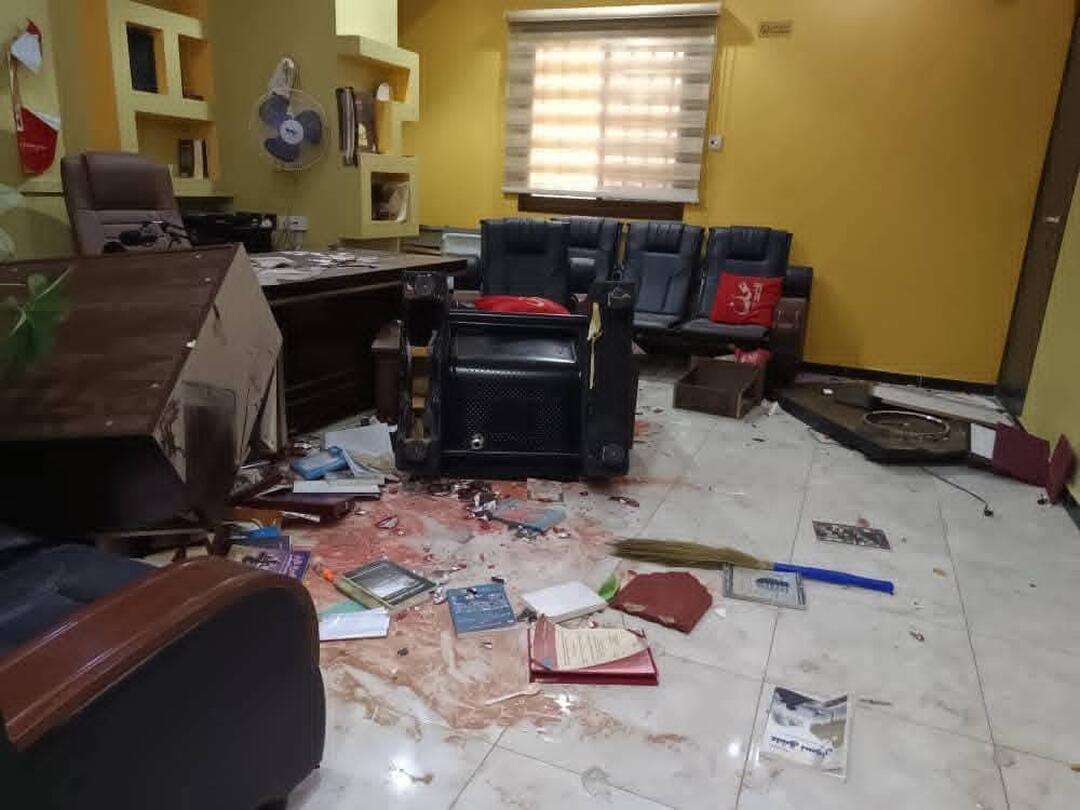 الاعتداء الذي طال مقر الصحيفة