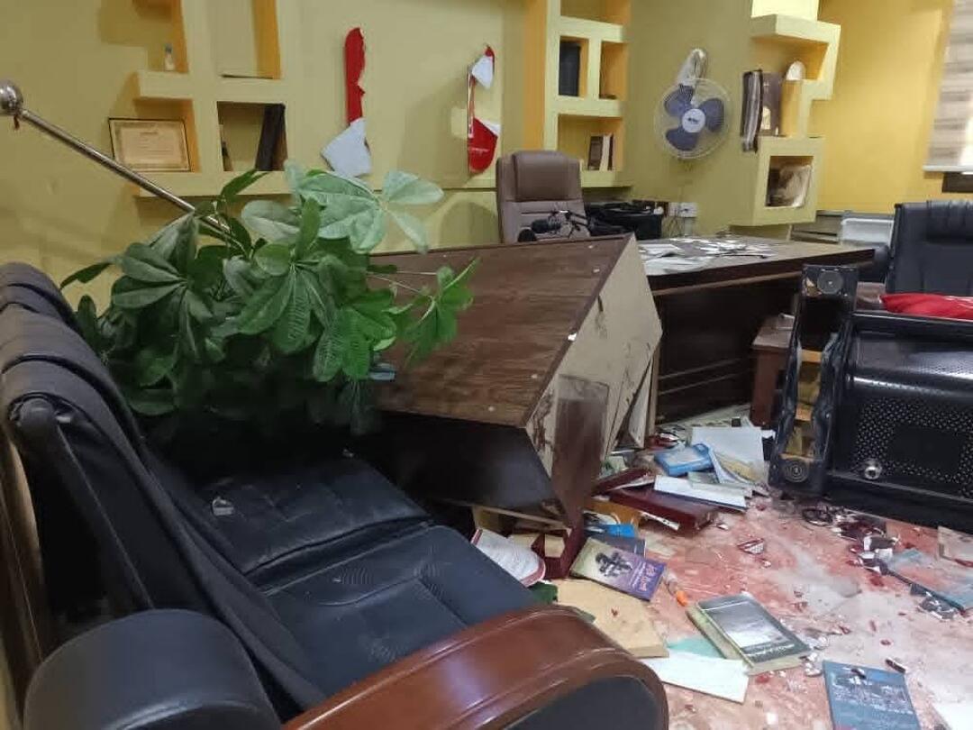 الاعتداء الذي طال مقر الصحيفة
