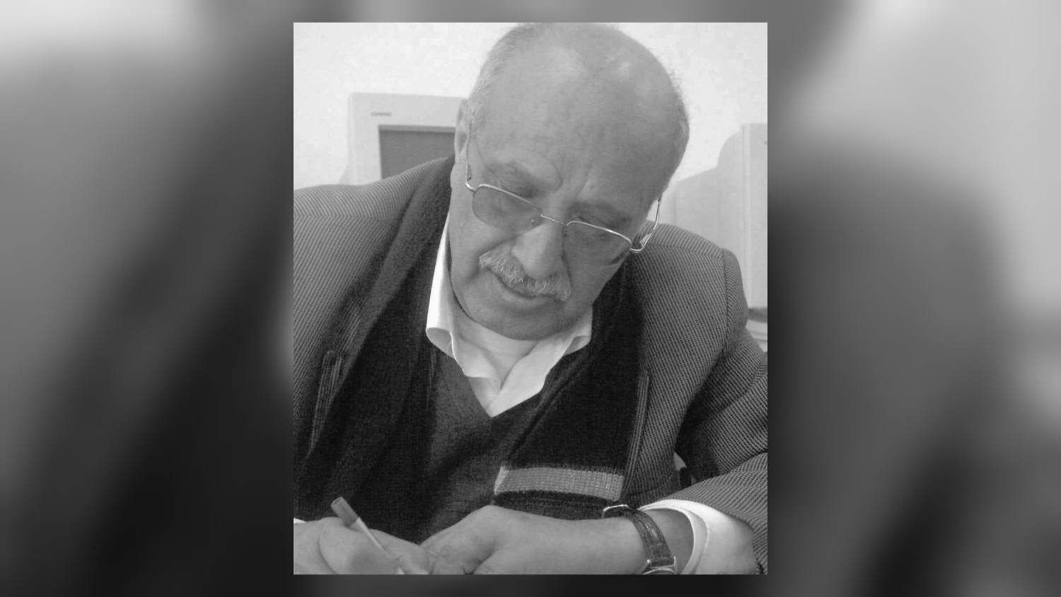 عبد الحليم سيف: ذاكرة الصحافة اليمنية وصوت الحقيقة المهمش
