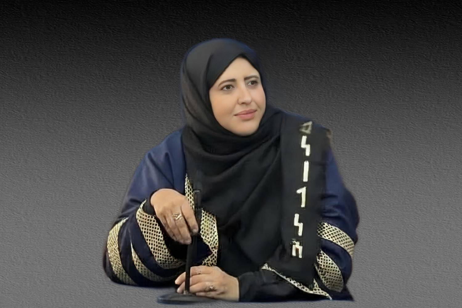 أشواق الشميري.. من مرارة النزوح إلى عتمة الزنزانة