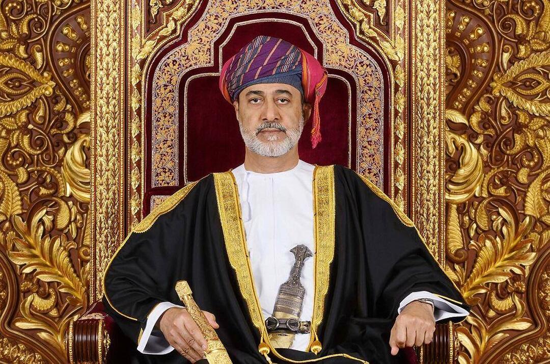  السلطان هيثم بن طارق 