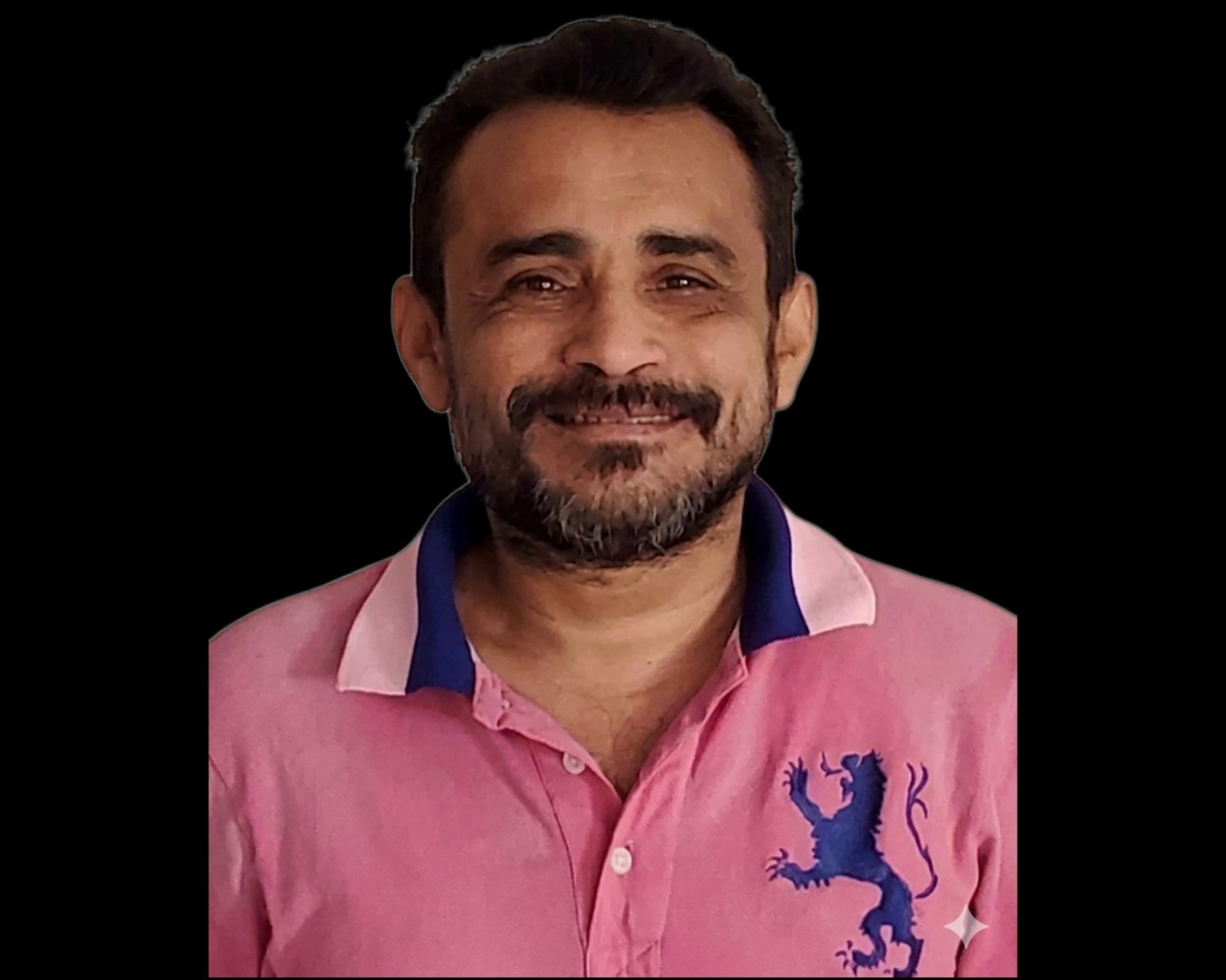 وفاة الصحفي عبدالوهاب مزارعة بعد صراع مع المرض