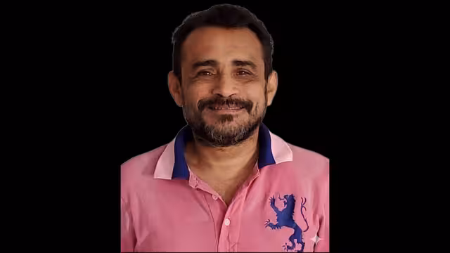 وفاة الصحفي عبدالوهاب مزارعة بعد صراع مع المرض