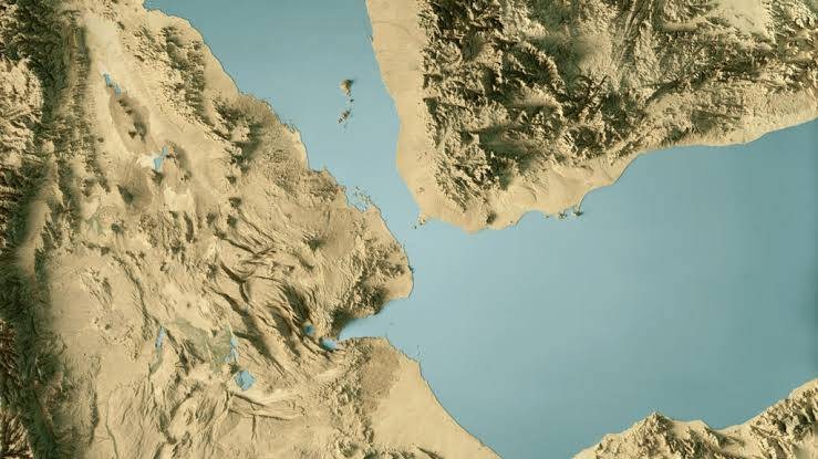 نشاط جوي غامض فوق «ميون» وسط ارتباك رسمي وصراع على باب المندب