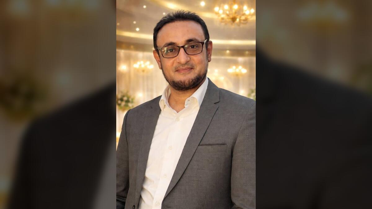 شكري حسين