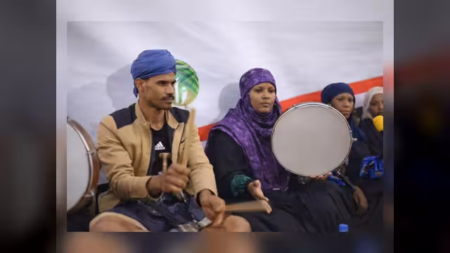 المهمشون.. الظلال ترقص خارج أسوار اليمنيين